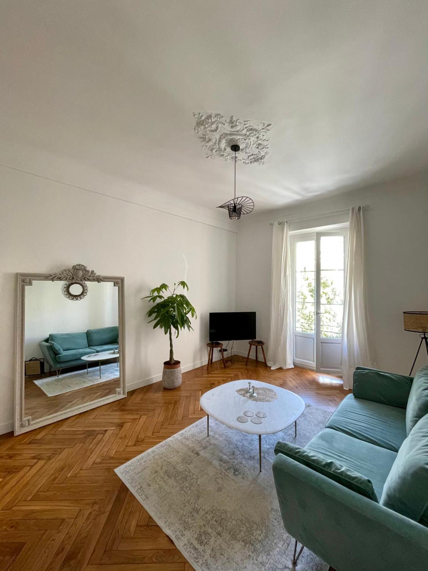 Appartement Nicois Au Coeur Du Triangle D'Or Nice Exteriér fotografie